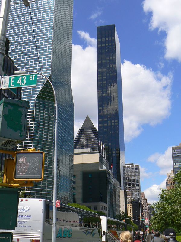 Trump World Tower et N 100 UN Plaza: Trump World Tower et N 100 UN Plaza
